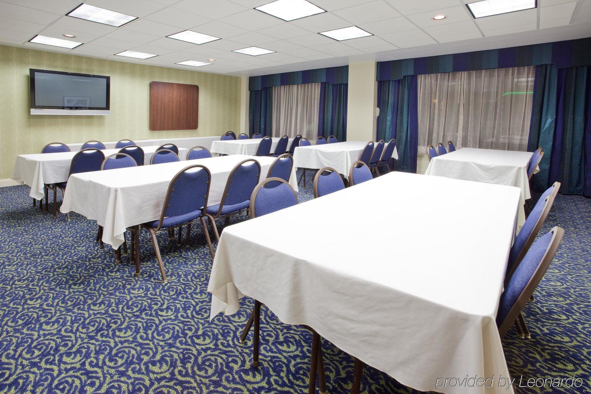 Holiday Inn Express - Atlanta-Kennesaw, An Ihg Hotel Business photo